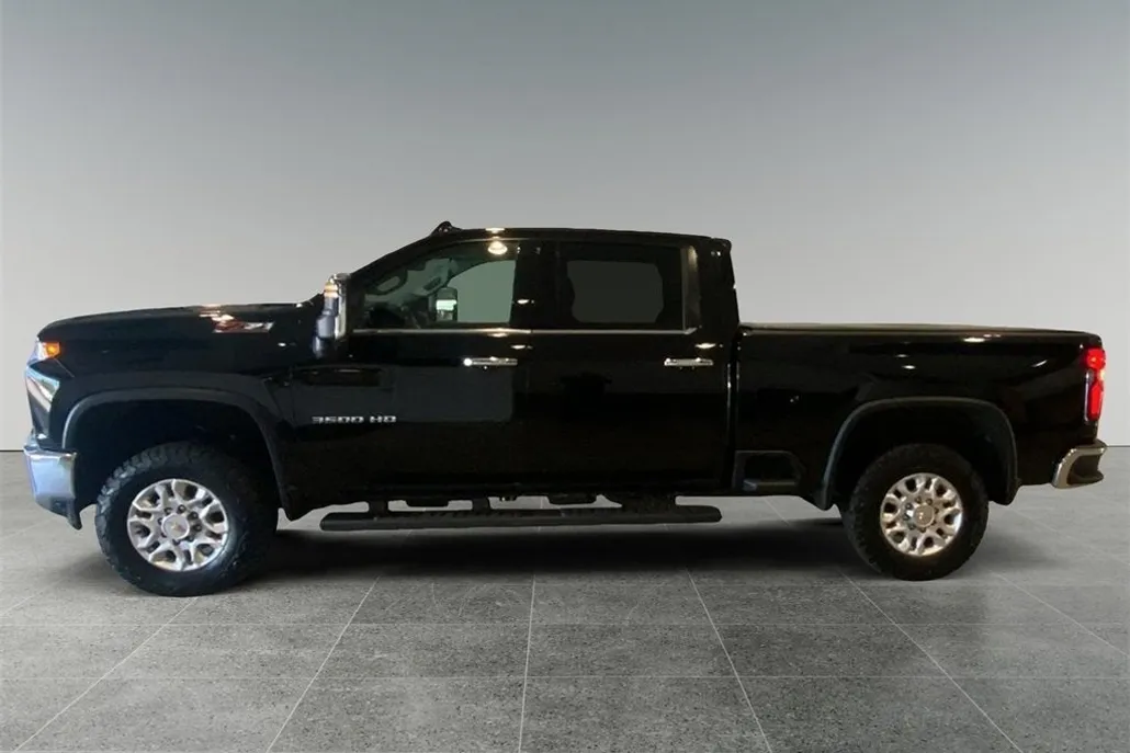 2021 Chevrolet Silverado 3500HD LTZ photo 1