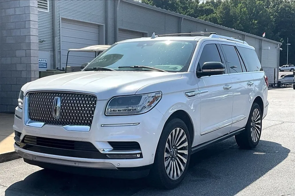 2019 Lincoln Navigator Reserve photo 1