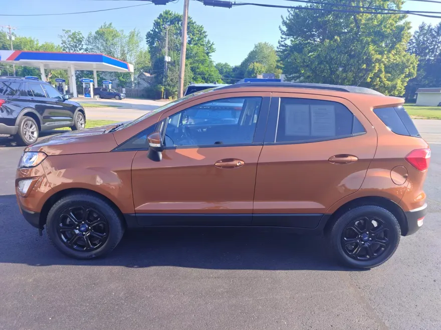 2020 Ford EcoSport SE photo 1