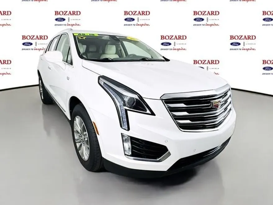 2019 Cadillac XT5 Luxury photo 1