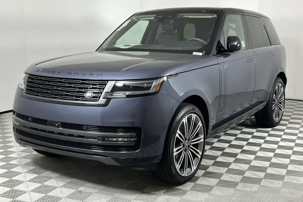 2025 Land Rover Range Rover SE photo 1