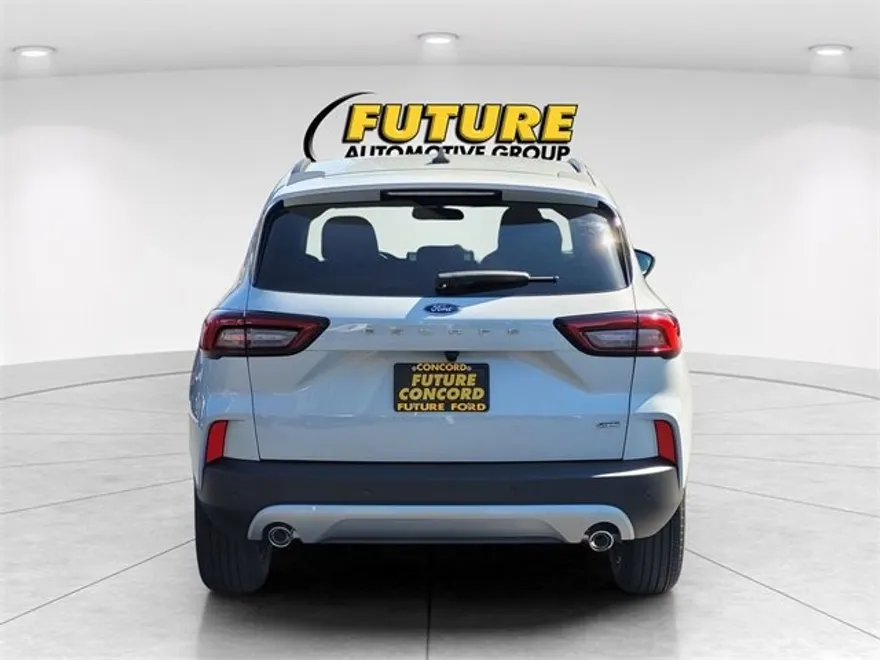 2025 Ford Escape photo 1