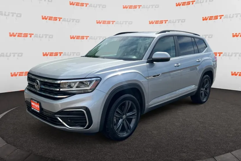 2021 Volkswagen Atlas V6 SE Technology R-Line photo 1