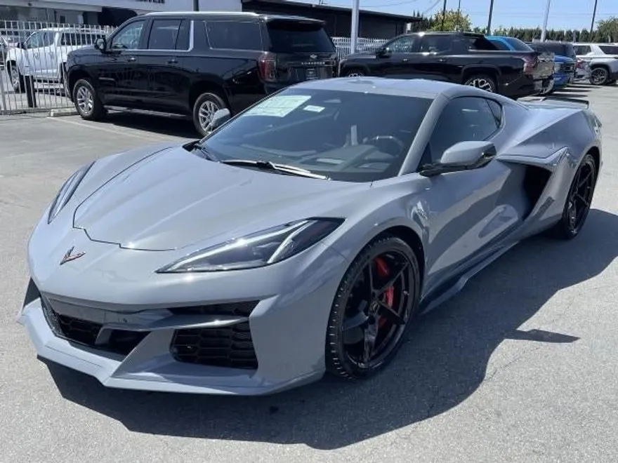 2025 Chevrolet Corvette E-Ray 3LZ photo 1