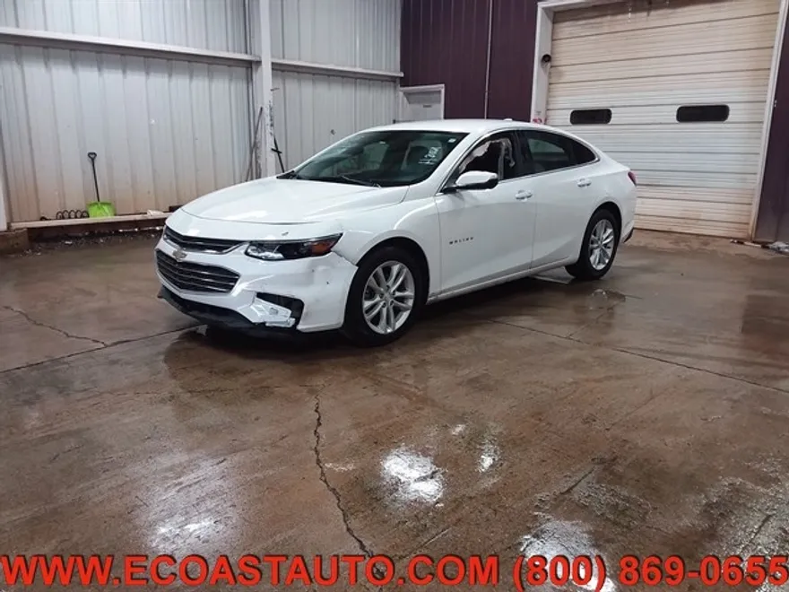 2017 Chevrolet Malibu photo 1