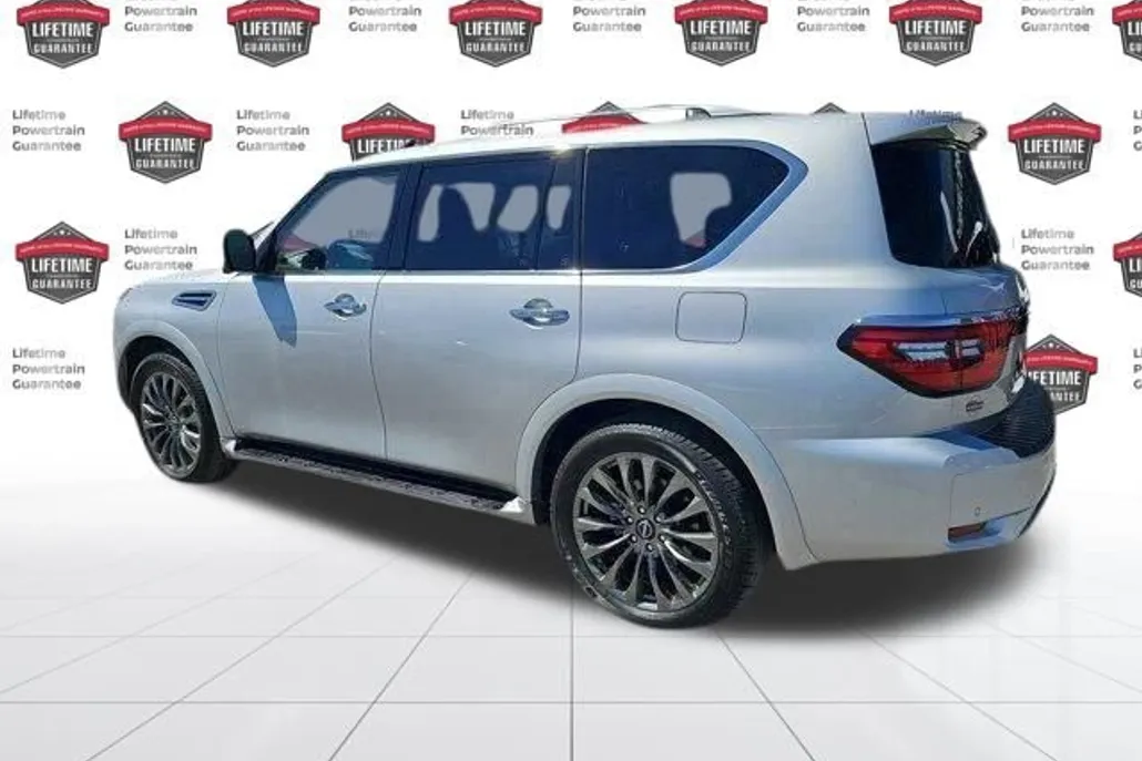 2024 Nissan Armada Platinum photo 1