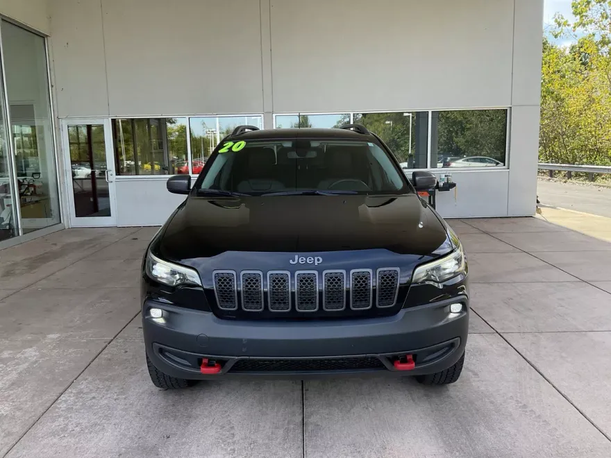 2020 Jeep Cherokee Trailhawk photo 1