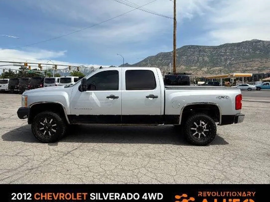 2012 Chevrolet Silverado 1500 LT photo 1