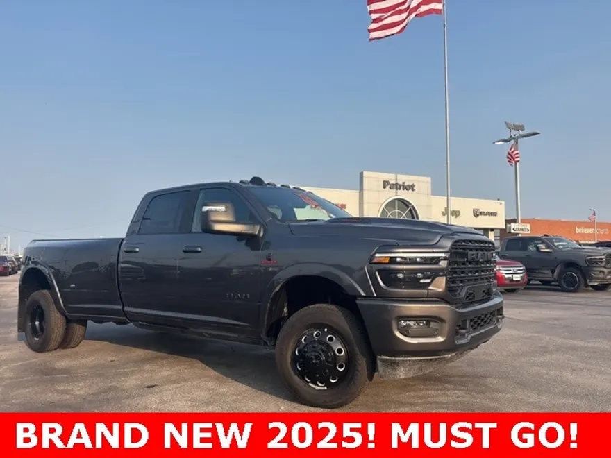 2025 Ram 3500 Limited photo 1
