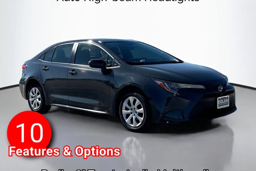 2024 Toyota Corolla LE photo 1