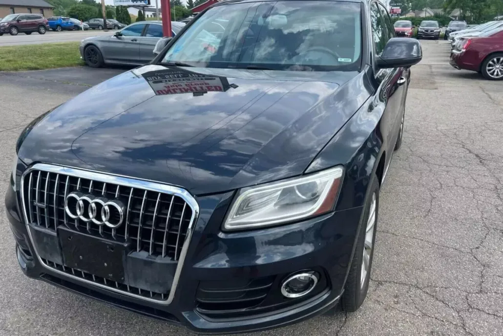 2015 Audi Q5 2.0T Premium photo 1