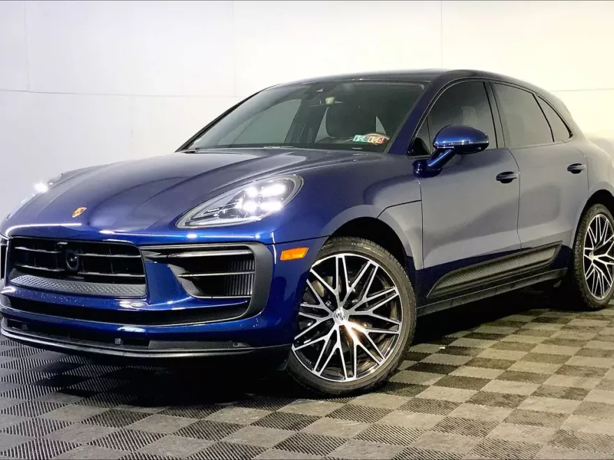 2023 Porsche Macan S photo 1