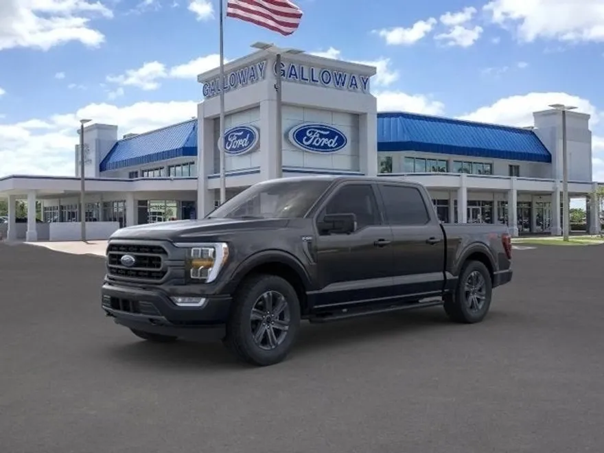 2023 Ford F-150 XLT photo 1