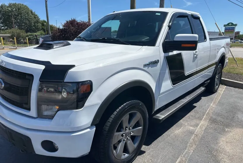 2014 Ford F-150 FX4 photo 1