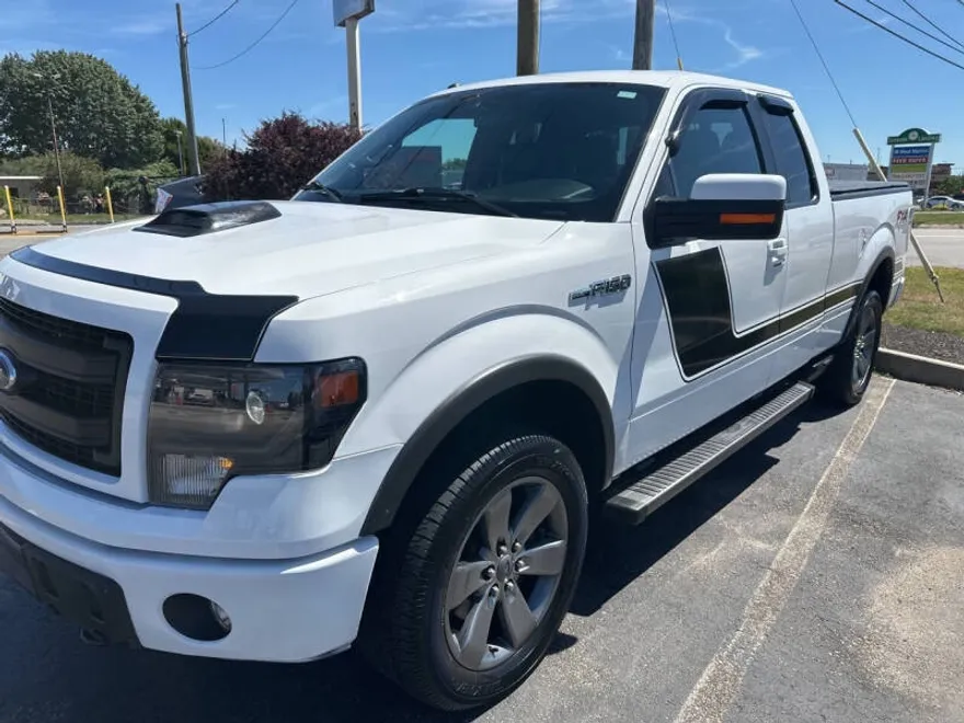 2014 Ford F-150 FX4 photo 1