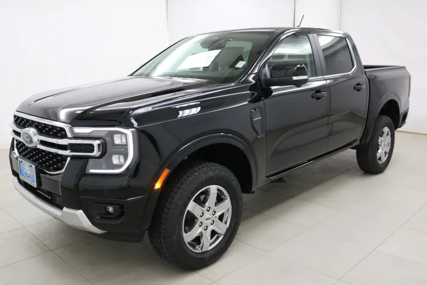2025 Ford Ranger Lariat photo 1