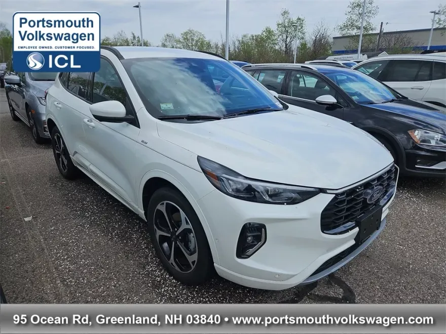 2023 Ford Escape ST-Line Elite photo 1