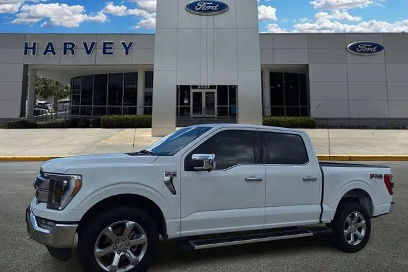 2023 Ford F-150 Lariat photo 1