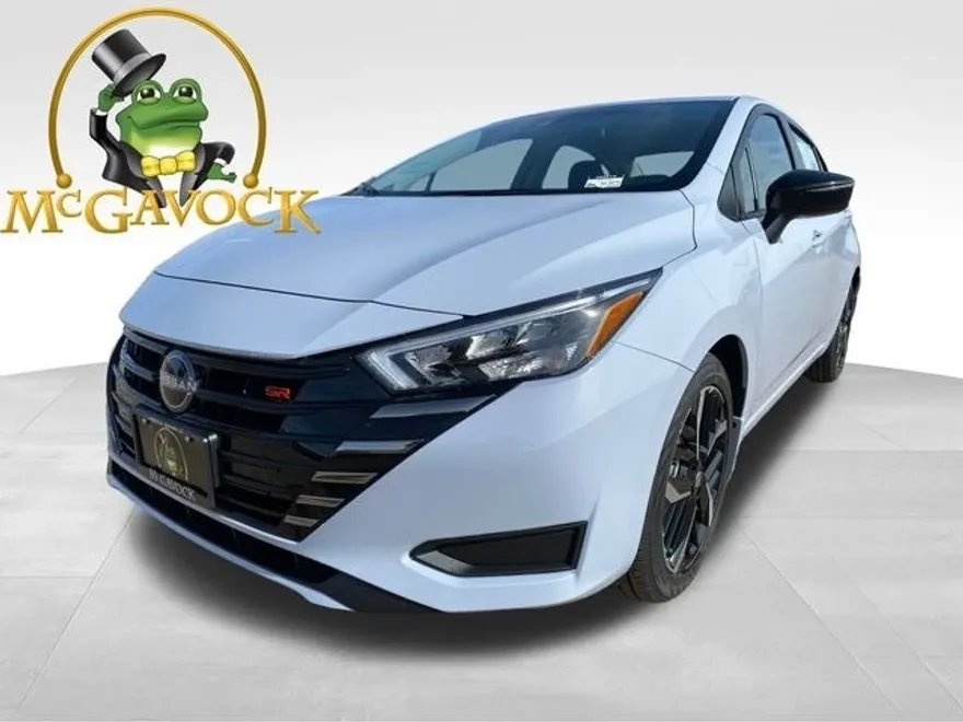 2025 Nissan Versa 1.6 SR photo 1