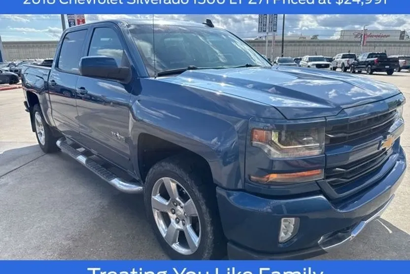 2018 Chevrolet Silverado 1500 LT photo 1