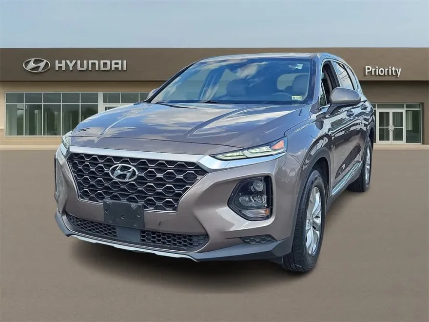 2019 Hyundai Santa Fe SE photo 1