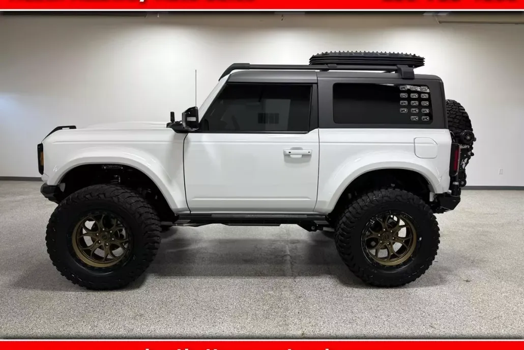 2021 Ford Bronco Wildtrak photo 1