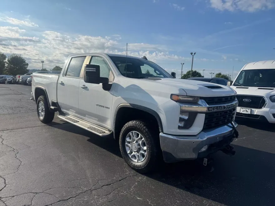 2020 Chevrolet Silverado 2500HD LT photo 1