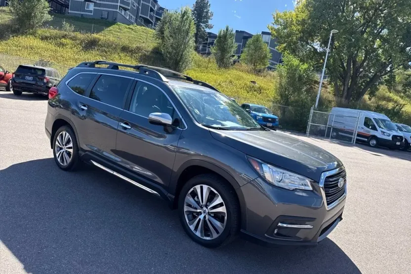 2021 Subaru Ascent Touring photo 1
