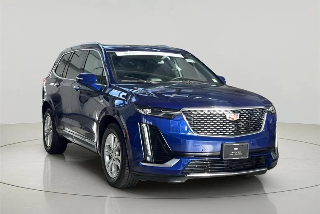 2023 Cadillac XT6 Luxury photo 1