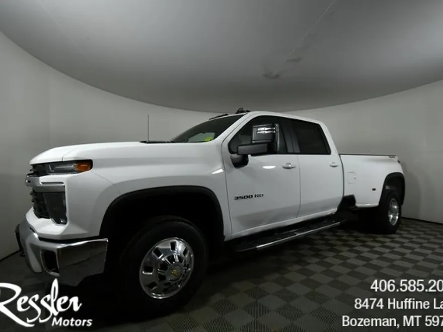 2025 Chevrolet Silverado 3500HD LT photo 1