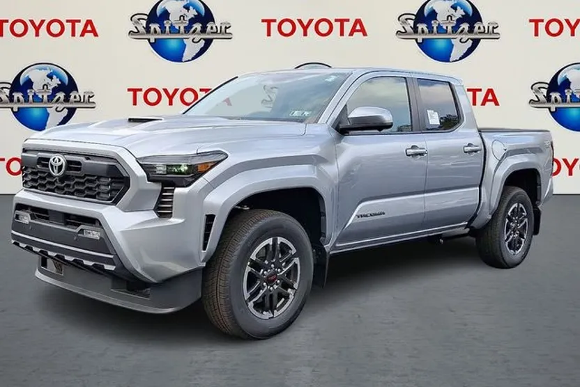 2025 Toyota Tacoma TRD Sport Double Cab photo 1