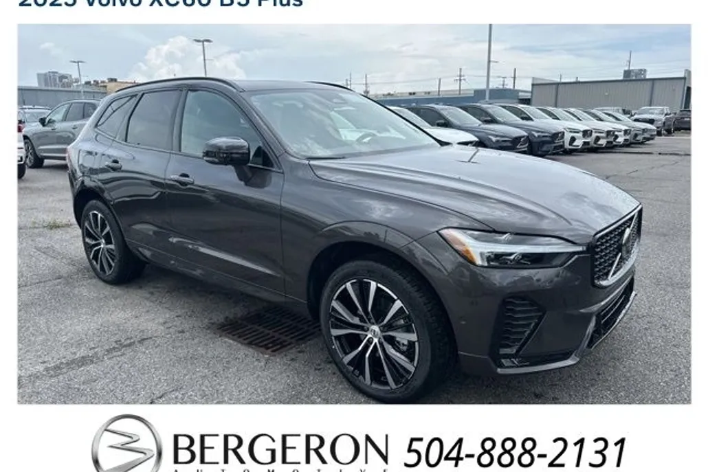 2025 Volvo XC60 B5 Plus photo 1
