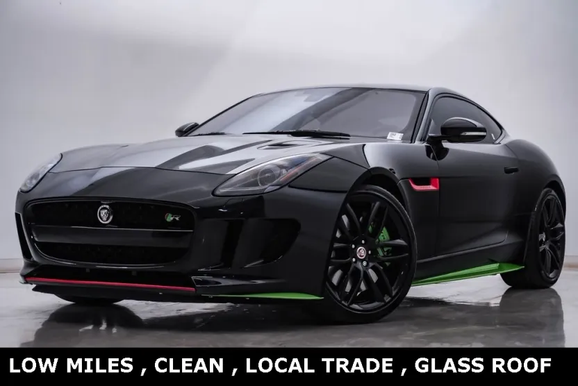 2017 Jaguar F-TYPE R photo 1