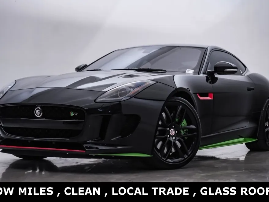 2017 Jaguar F-TYPE R photo 1