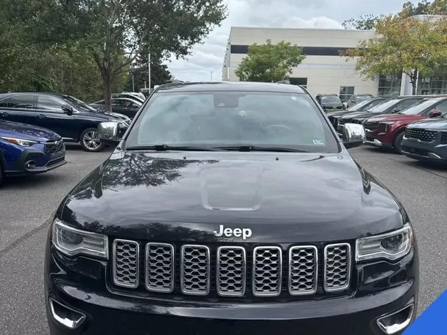 2019 Jeep Grand Cherokee Overland photo 1