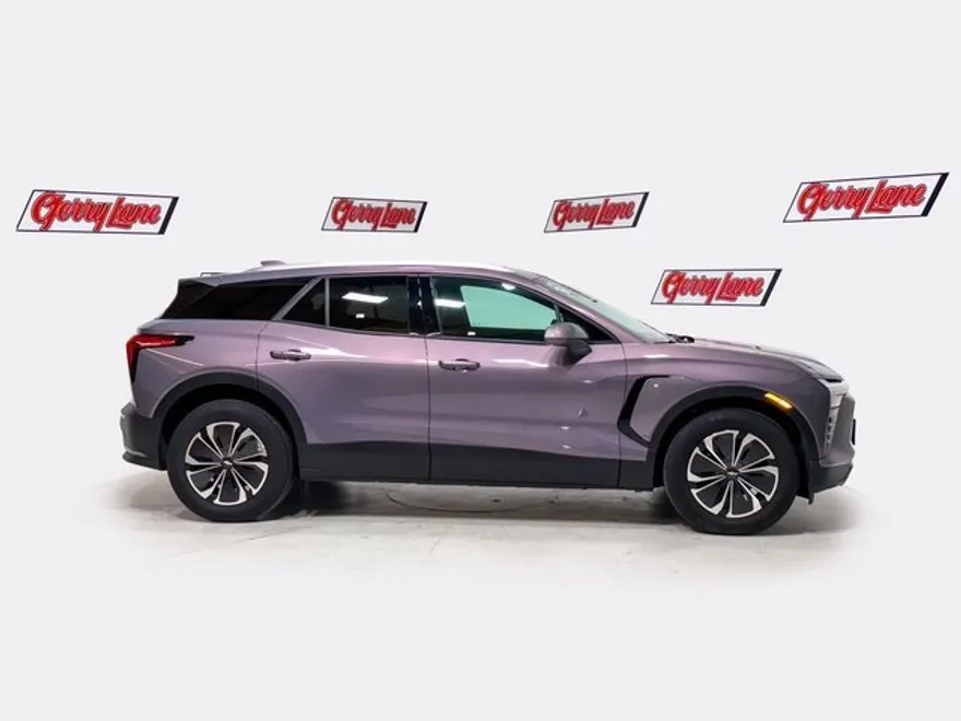 2024 Chevrolet Blazer EV photo 1