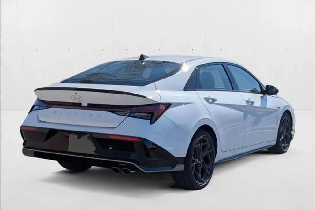 2025 Hyundai Elantra N Line photo 1