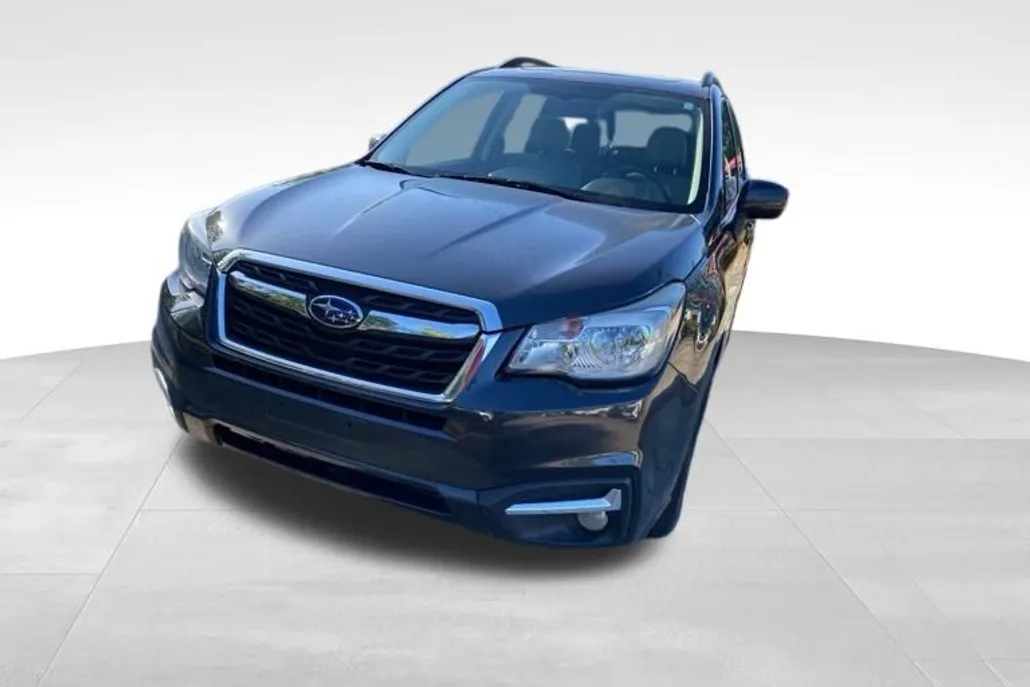 2017 Subaru Forester 2.5i Limited photo 1