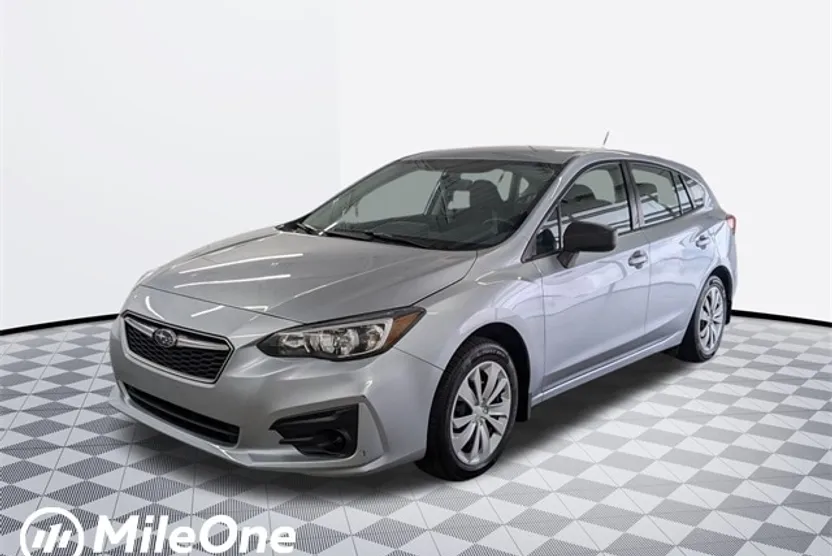 2017 Subaru Impreza 2.0i photo 1