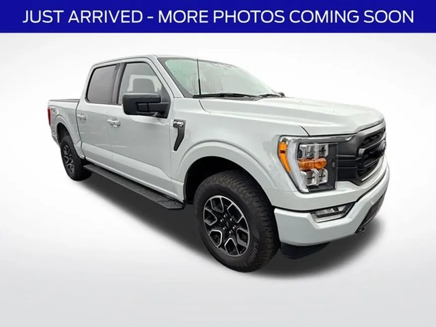2023 Ford F-150 XLT photo 1