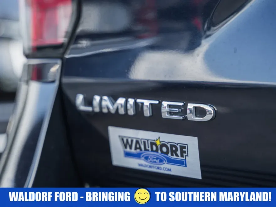 2021 Ford Expedition MAX Limited photo 1