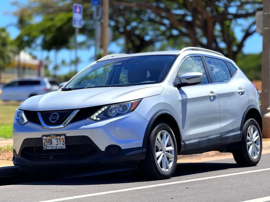 2019 Nissan Rogue Sport SV photo 1