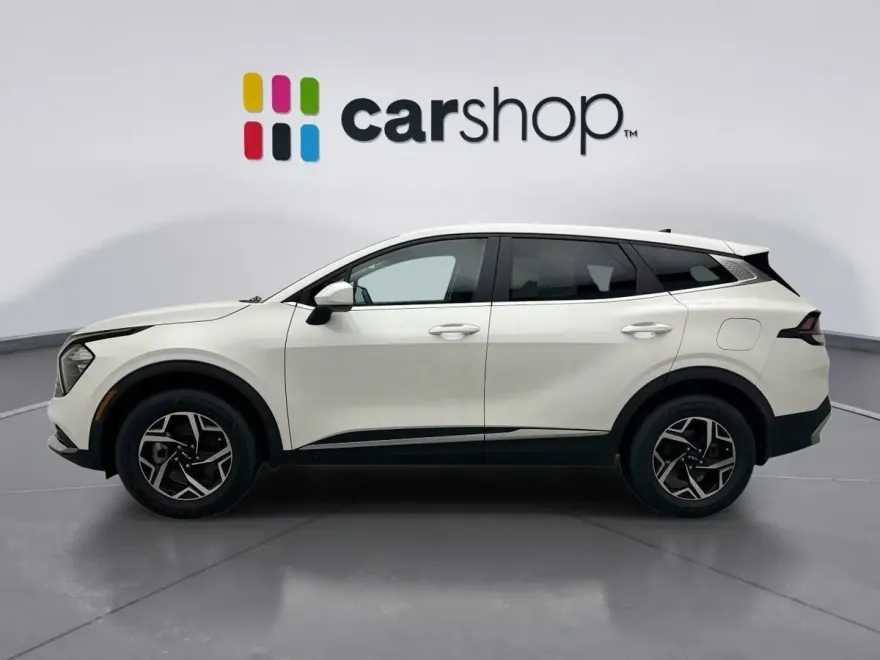 2023 Kia Sportage LX photo 1