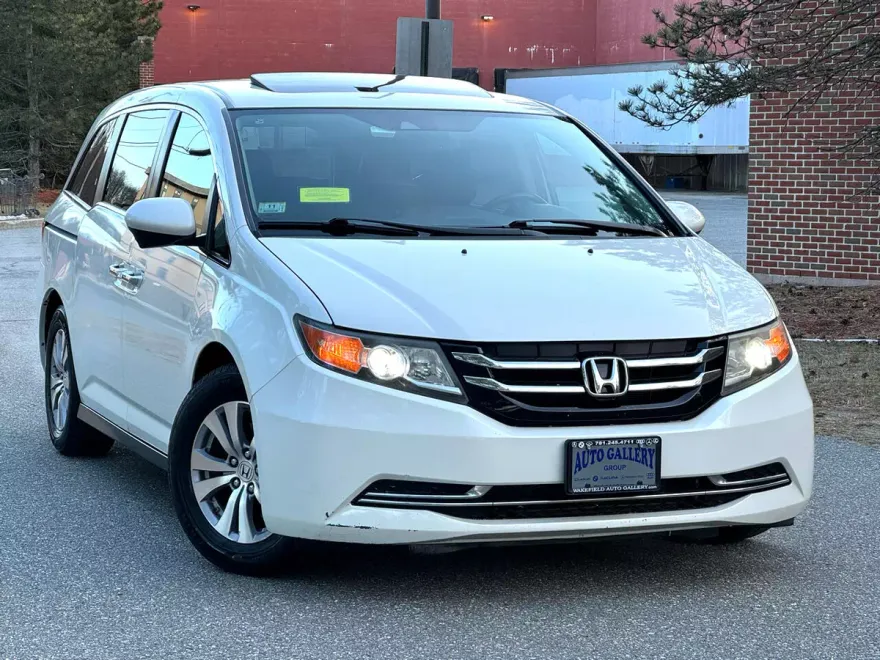 2016 Honda Odyssey EX-L photo 1