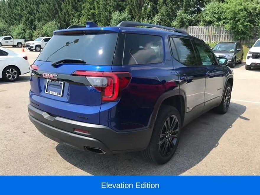 2023 Gmc Acadia SLE photo 1