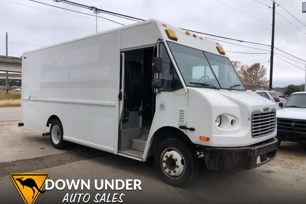 2005 Freightliner MT 45 Chassis photo 1