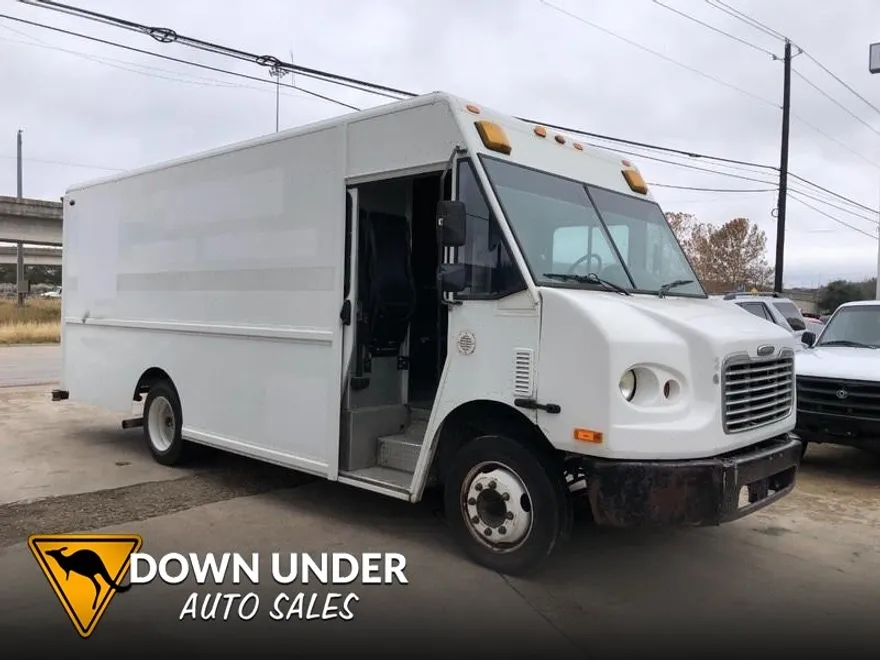 2005 Freightliner MT 45 Chassis photo 1
