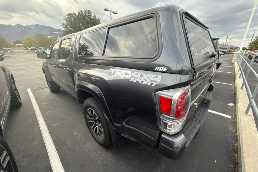 2020 Toyota Tacoma TRD Sport V6 photo 1