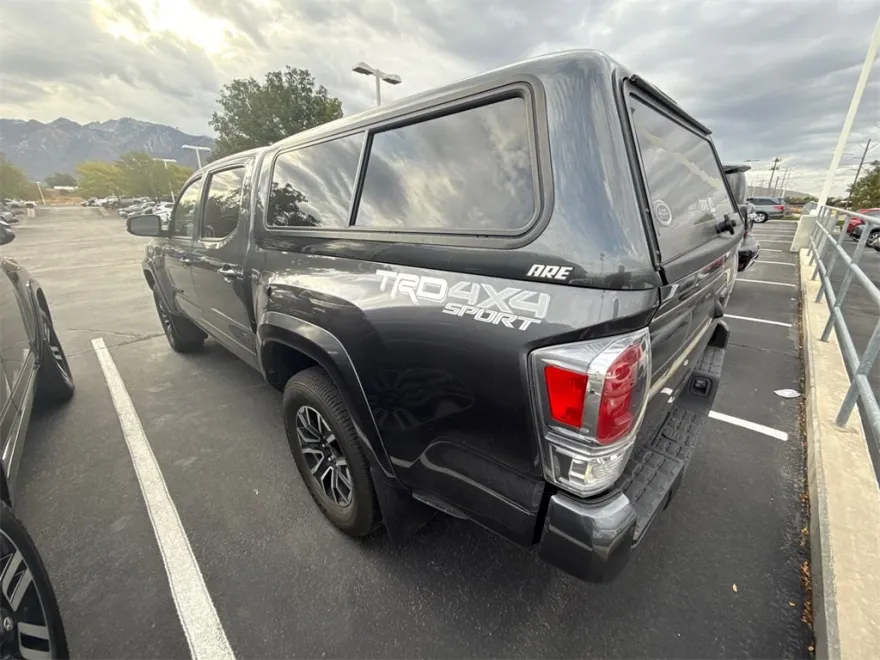 2020 Toyota Tacoma TRD Sport V6 photo 1