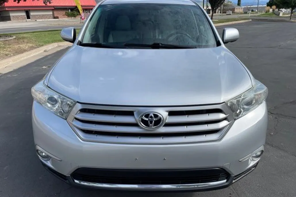 2012 Toyota Highlander Limited photo 1